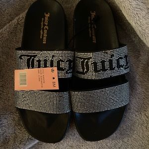 Juicy Couture Size 8 Sandals